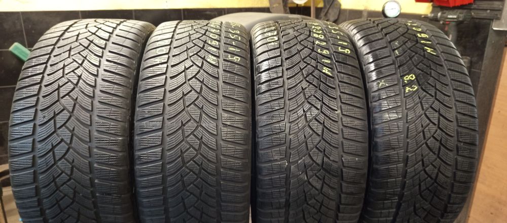 235/35/R19 Goodyear UltraGrip Performance+