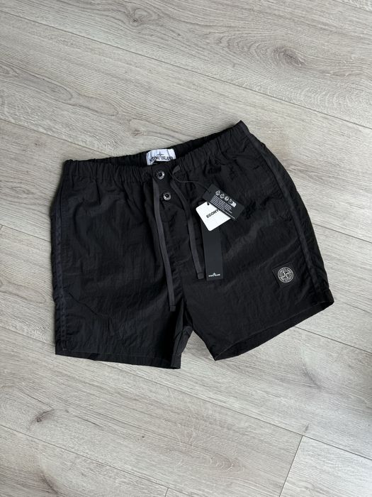 Шорти нейлонові Stone Island