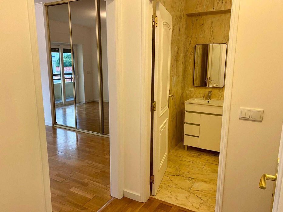 Apartamento T4 na Marquês de Pombal (Leiria)