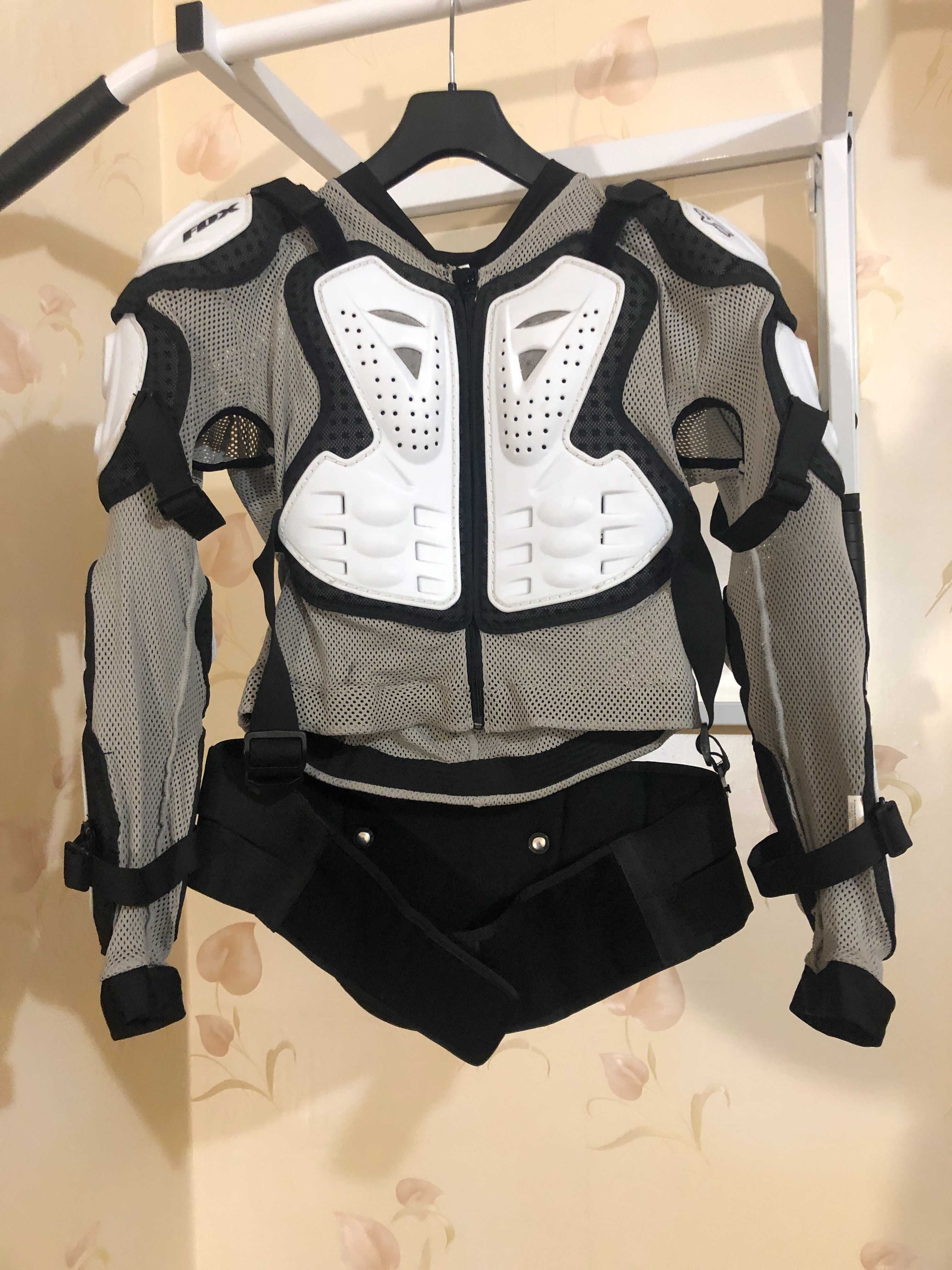 Fox titan sport sleeveless jacket deals