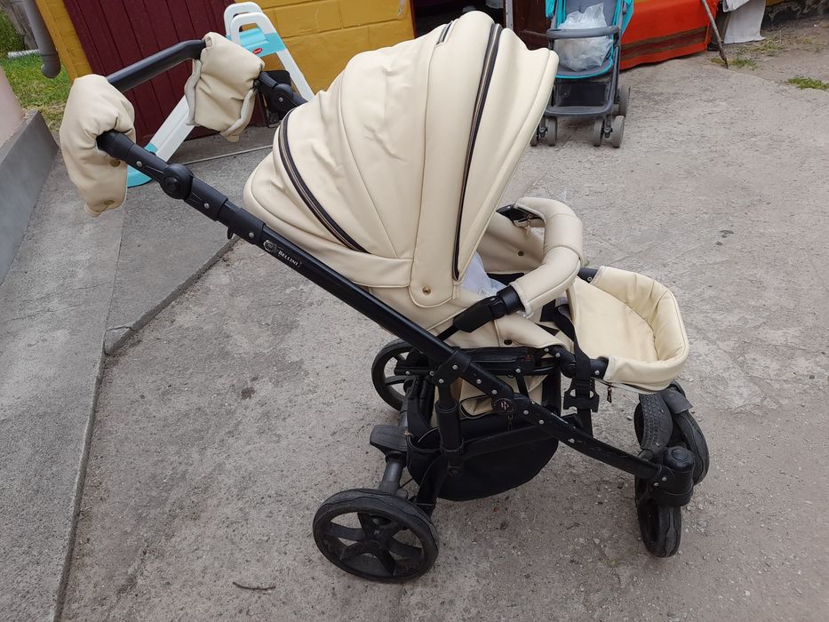 Продам дитячу коляску