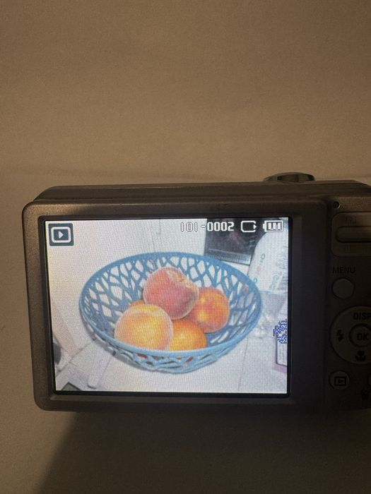 Цифровий фотоапарат Samsung 12.2 MP (5x зум, повністю робочий) / Y2K