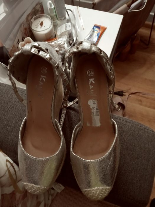 Buty espadryle 36 srebrne koturna slomka