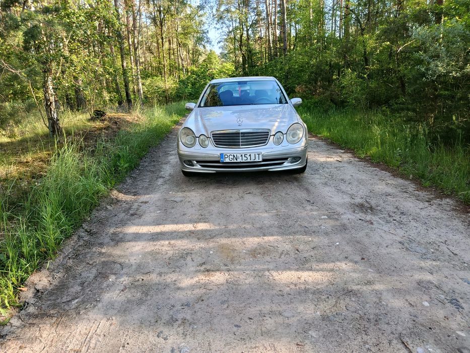 Sprzedam Mercedesa E270
