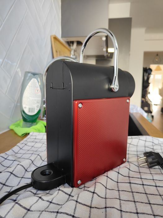 Maquina de café NESPRESSO D61