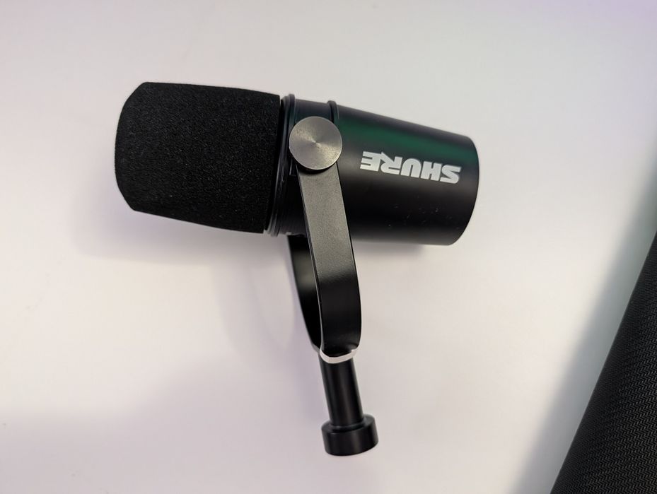 Microfone Shure MV7X Podcast XLR