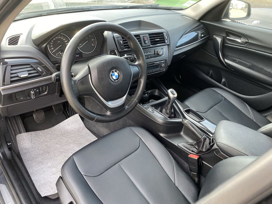 BMW 118d Line Urban - Estofos em Pele - Nacional
