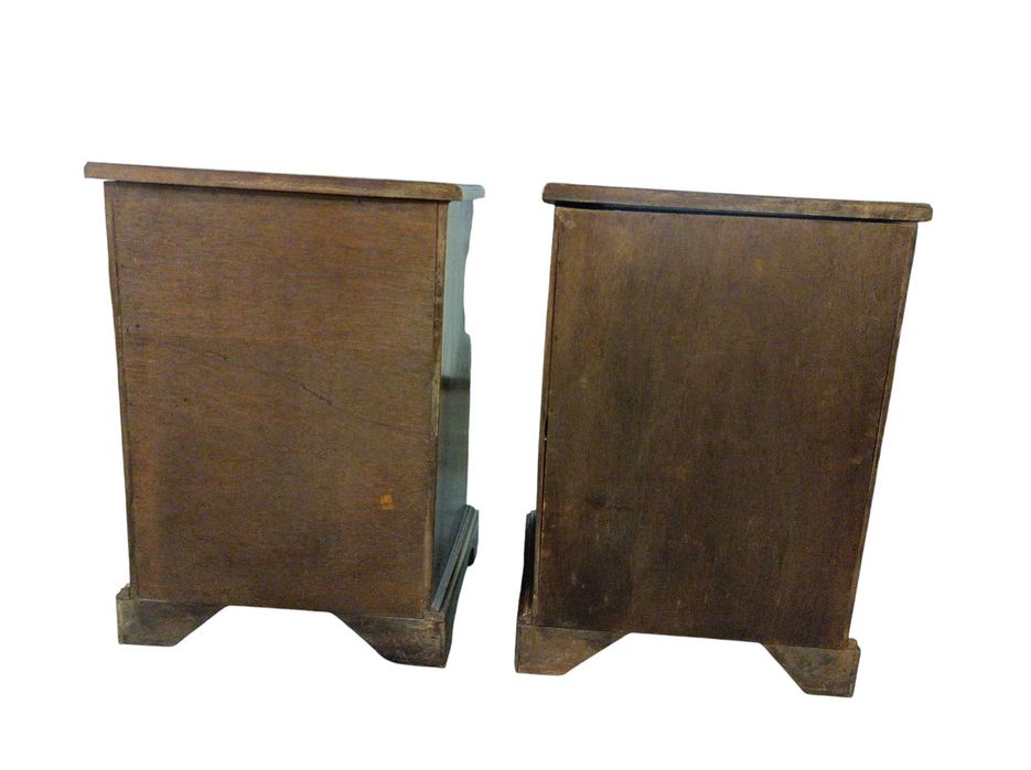 Par de mesas de cabeceiras