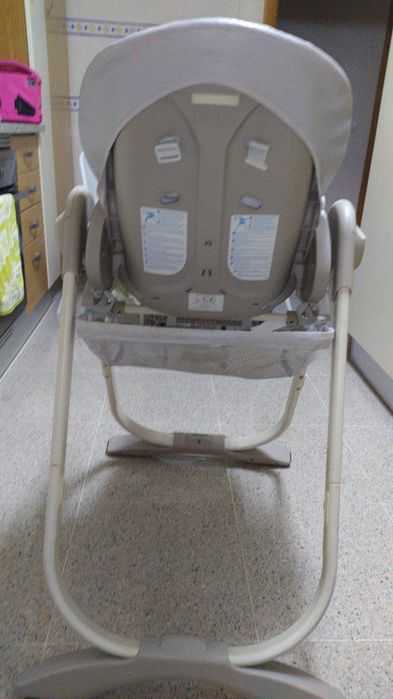 Cadeira de refeição /espreguiçadeira chicco Polly start