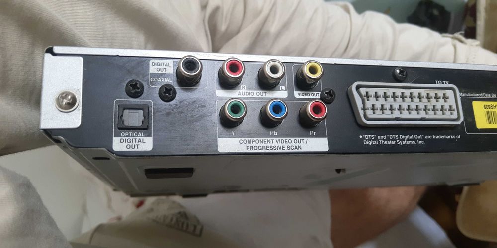 dvd Lg DKE 576X   150грн все форматы читает! смешная цена