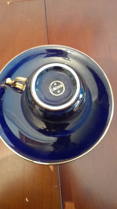 Pecas de loiça antiga.