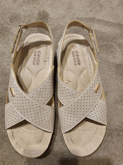 Sandaly damskie 37