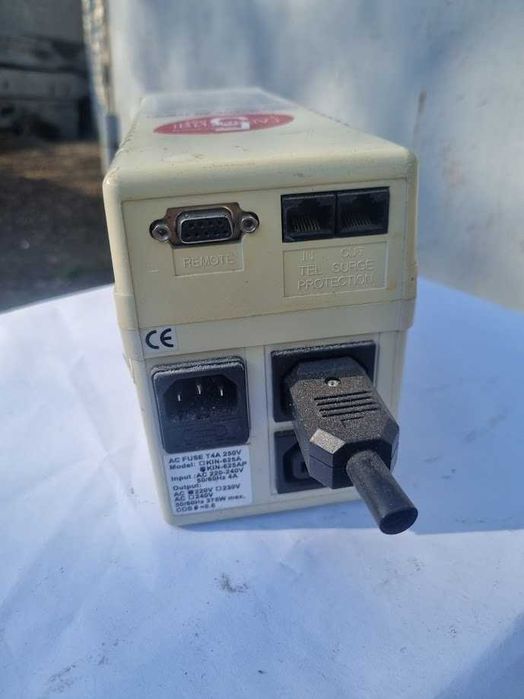 Лінійно-інтерактивне ДБЖ Powercom King KIN-625AP