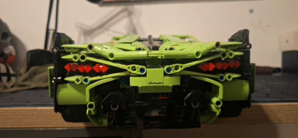 Lego technic Lamborghini Sian