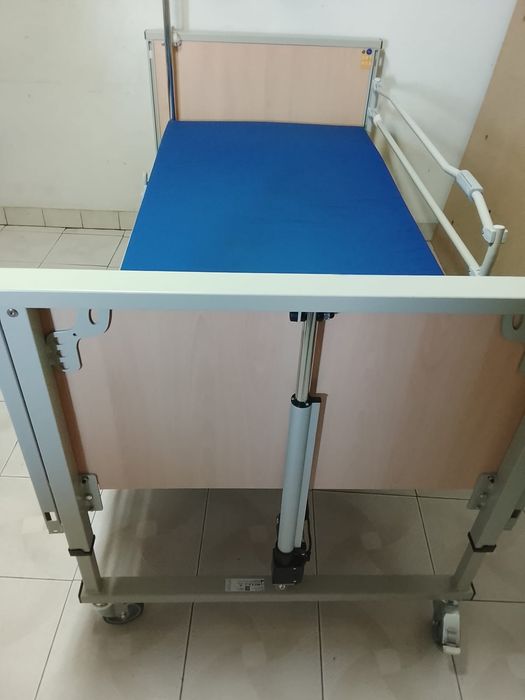 Vende -se cama articulada