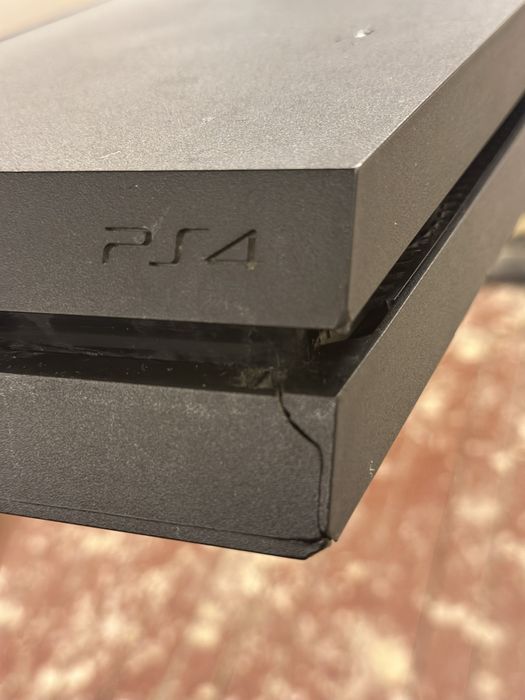 PlayStation 4 500GB + 2 Геймпада + Комплект игр (12 дисков)