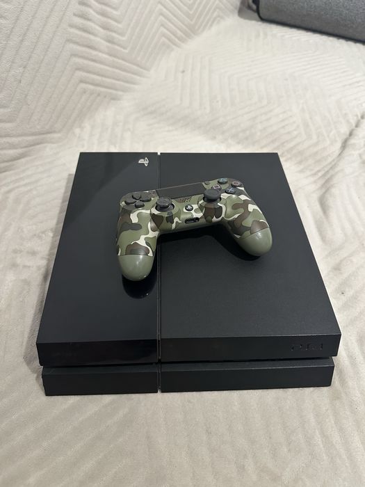 konsola ps4 fat