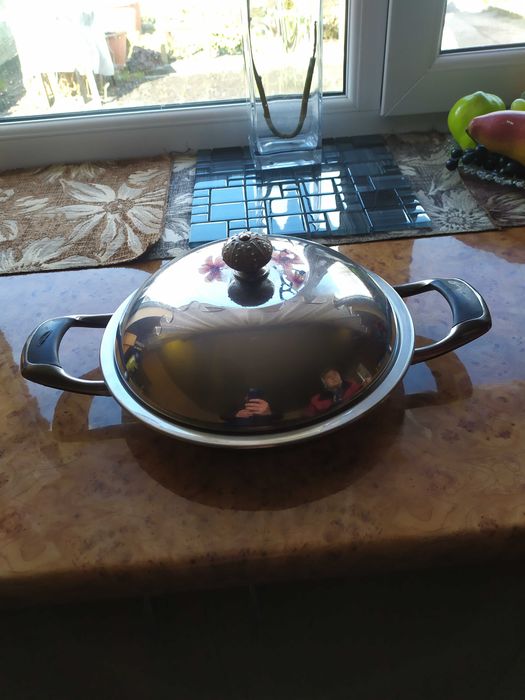 Сковорода 1400 грн