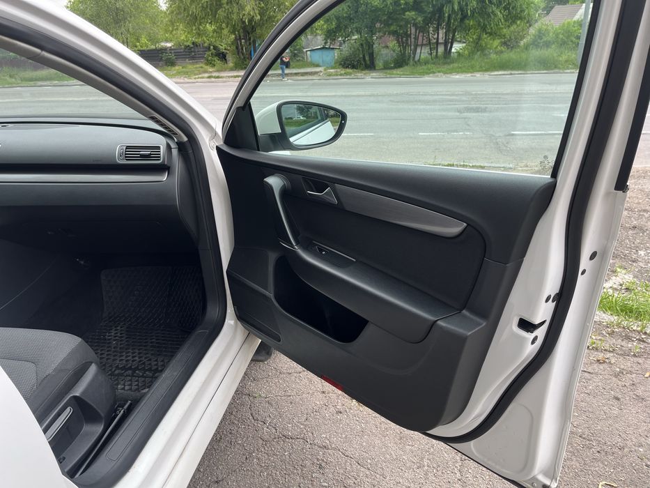 Volkswagen Passat 2012 VIN WVWZZZ3CZCE145841 фото оголошення 19 з 24