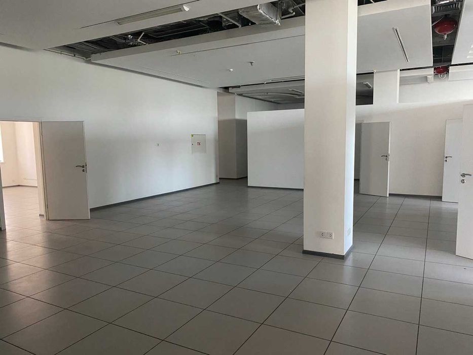 Продаж офісу 691 м² з орендарем у центрі Дніпра | пр. Яворницького | вид на річку - View 3