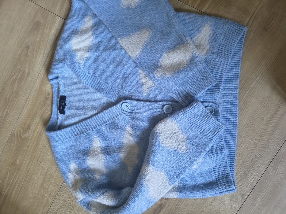 Sweter new look chmurki