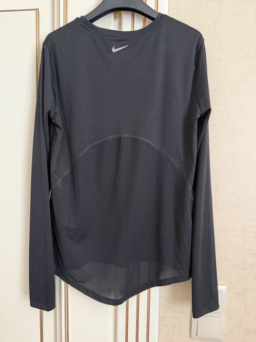 Спортивна кофта Nike