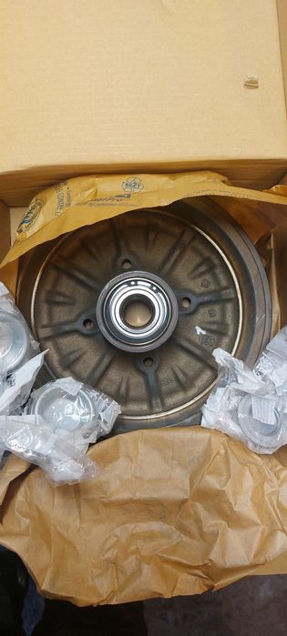 Гальмівний барабан CITROЁn, Peugeot 424750 (ціна за па