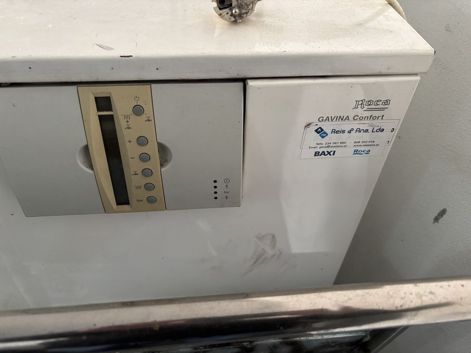 Caldeira aquecimento da marca ROCA,