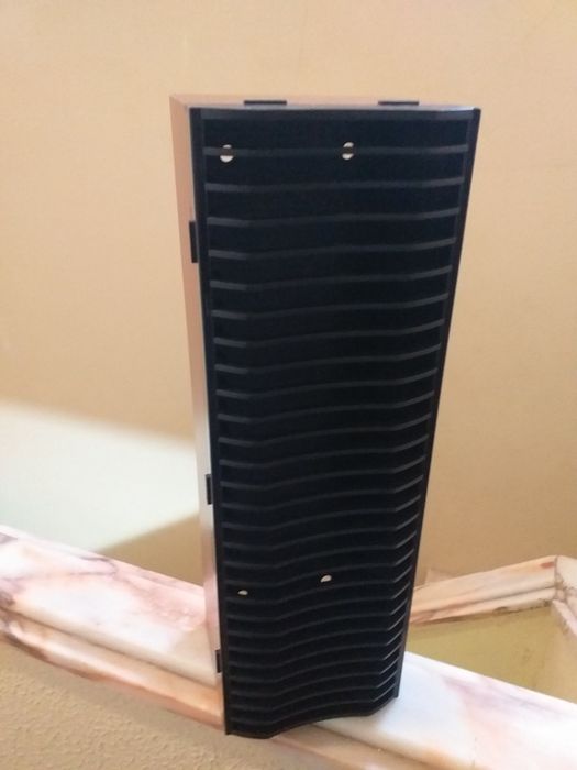 Mini torre/ para cds/ nova