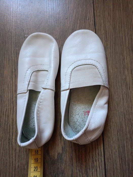 Чешки на танці Танцювальні балетки Балетки для дівчинки