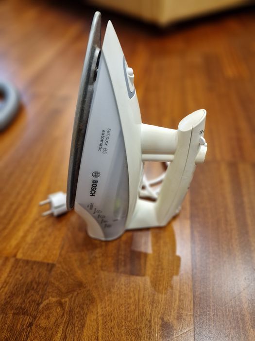 Праска Утюг Bosch Sensixx B5 automatic