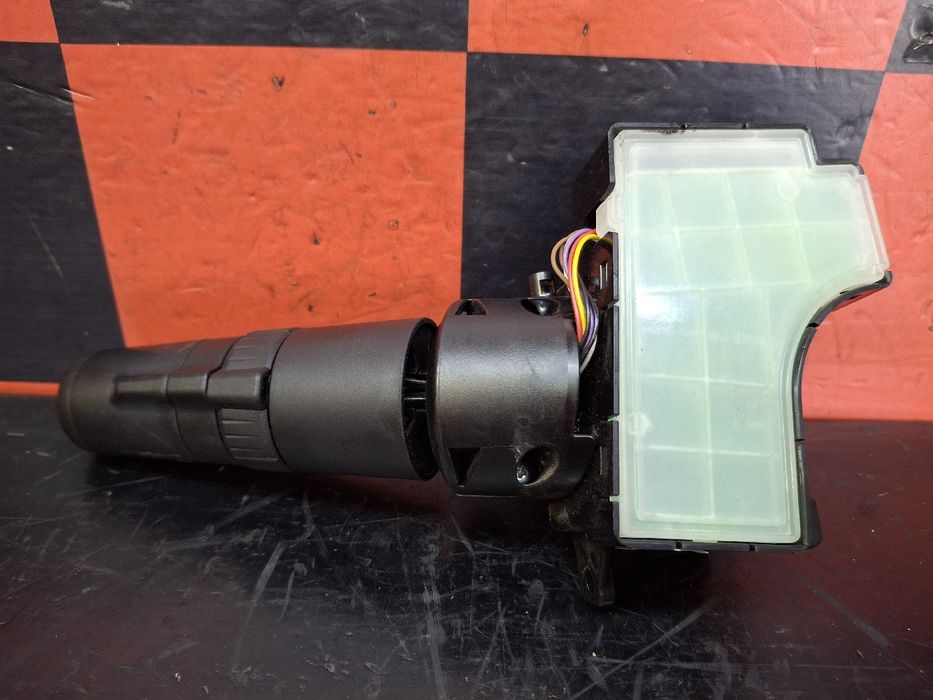 Conjunto / manetes de luzes e limpa vidros MITSUBISHI TRUCKS Canter