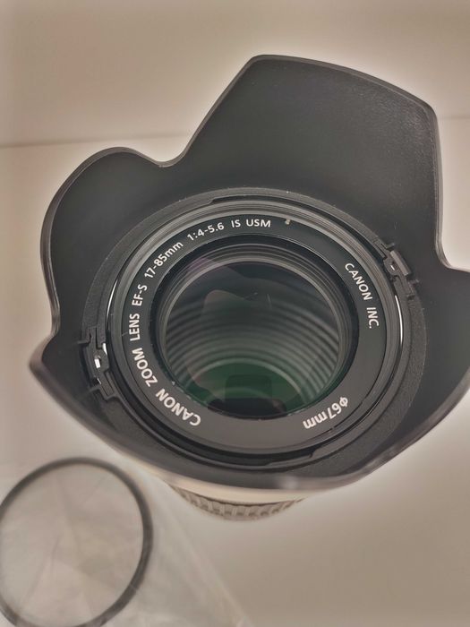 Canon EF-S 17-85mm f/4-5.6 IS USM