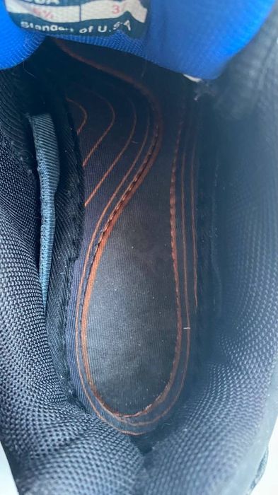 Кросівки Bona   .