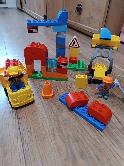 Lego duplo будівництво