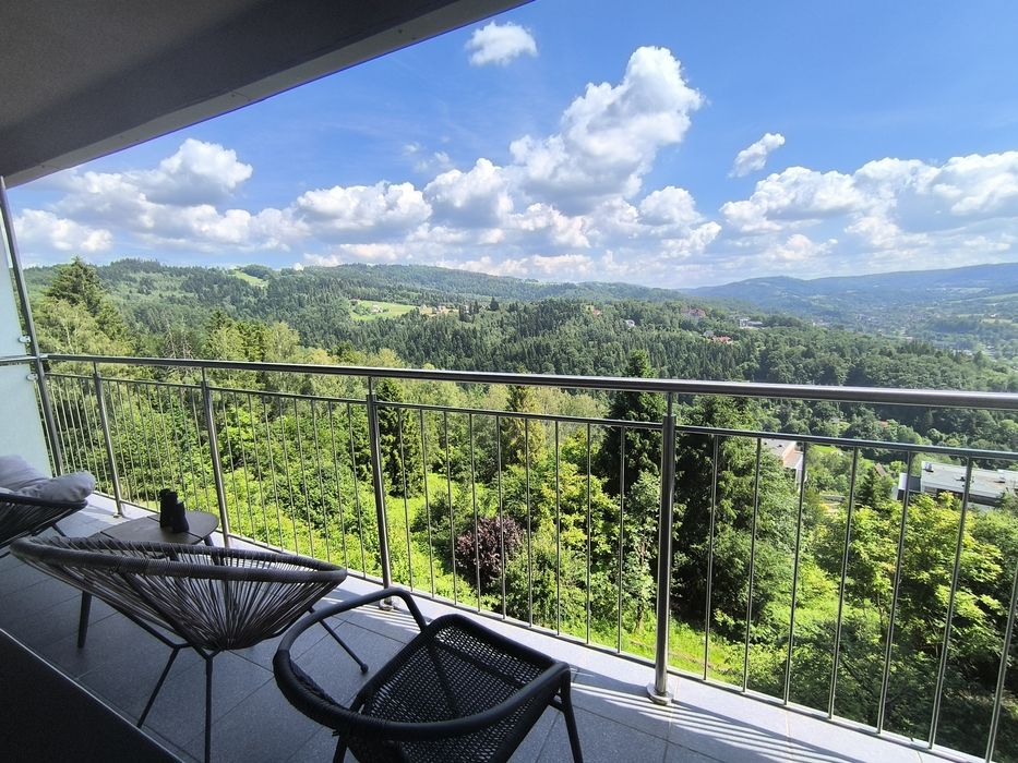 Apartament widokowy z balkonem