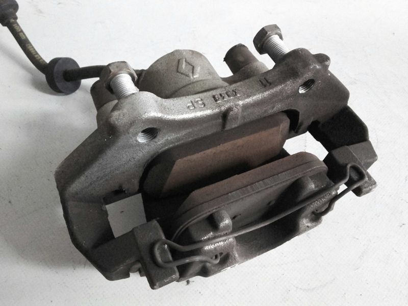 Pinça travão / maxila de travão frente esquerda RENAULT Clio IV (BH_)