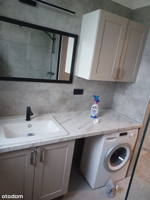 80m2 mieszkanie wyremontowane do wynajęcia.