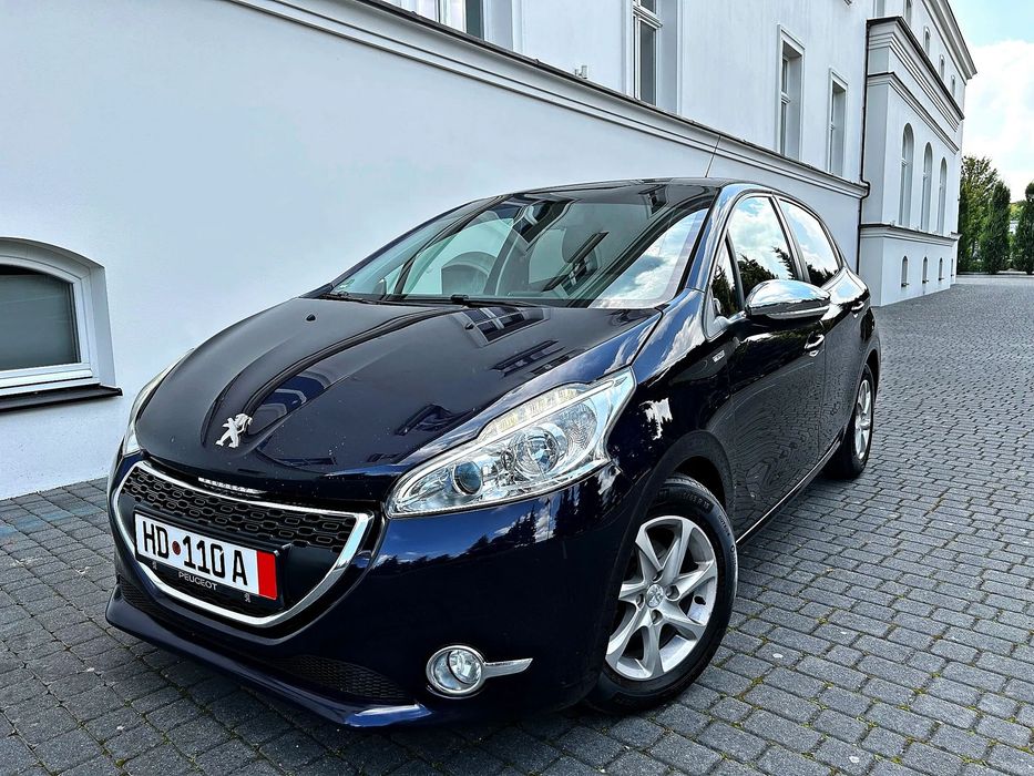 Peugeot 208