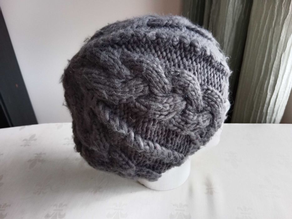 Czapka na zimę szara cieplutka Handmade rękodzieło