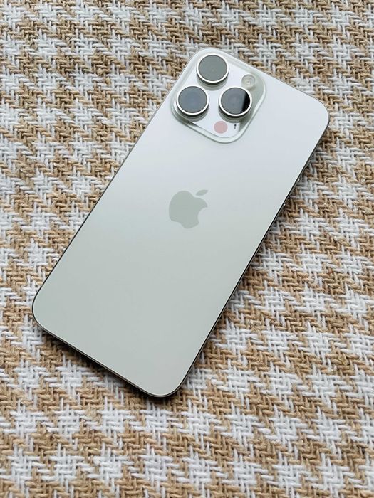 IPHONE 15 PRO MAX 256Gb Відмін. Стан White Titanium NEVERLOCK ( 95884)