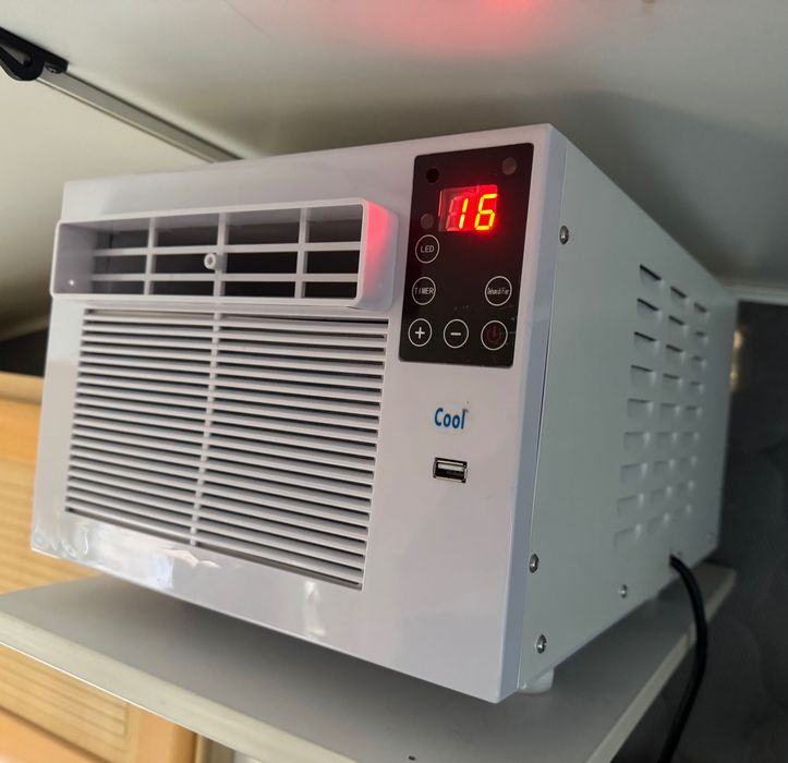 Mały klimatyzator przenośny (niskie zużycie energii)