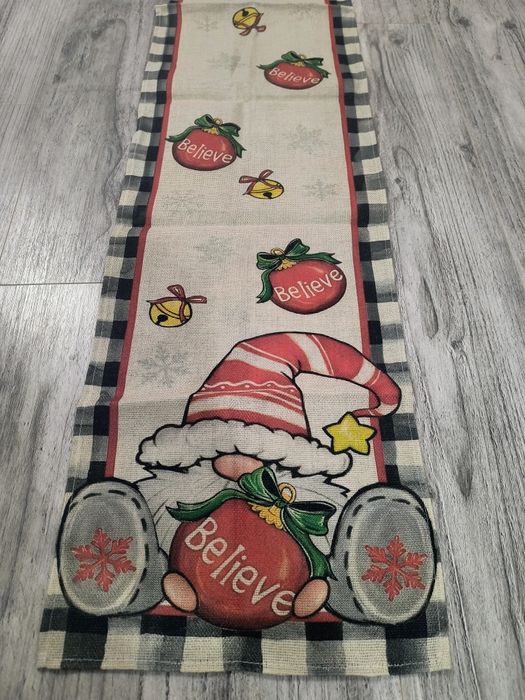 Bieżnik na stół świąteczny