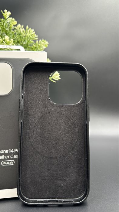 Skórzane Magsafe Etui do Iphone’a 14 Pro Black