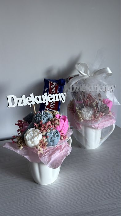 Flower box zapachowy ze swiec sojowych  w kubku