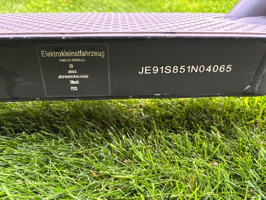 Hulajnoga elektryczna  zwhell e9