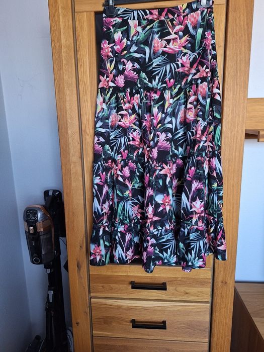 Spódnica letnia Top Secret roz36