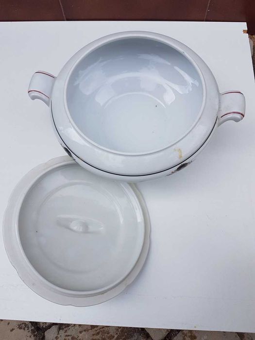 Terrina antiga da Candal