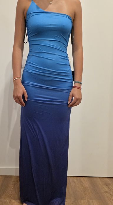 Vestido longo muito elegante