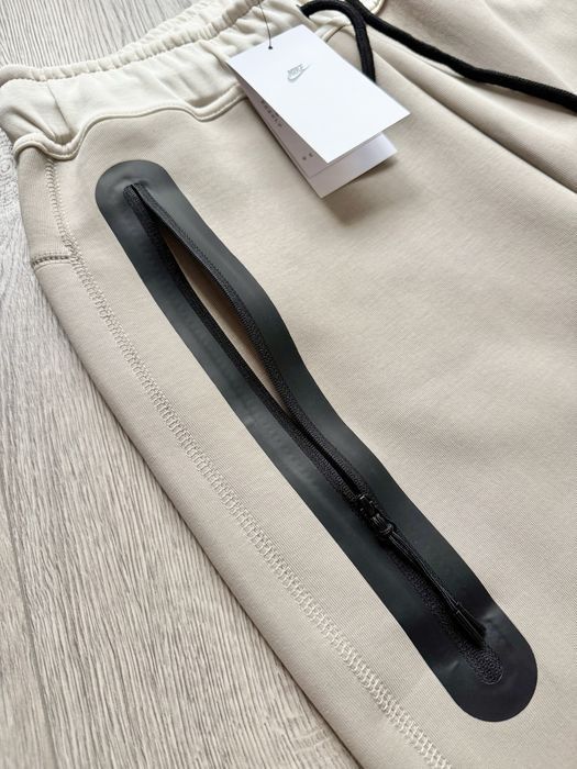 Штани Nike Tech Fleece